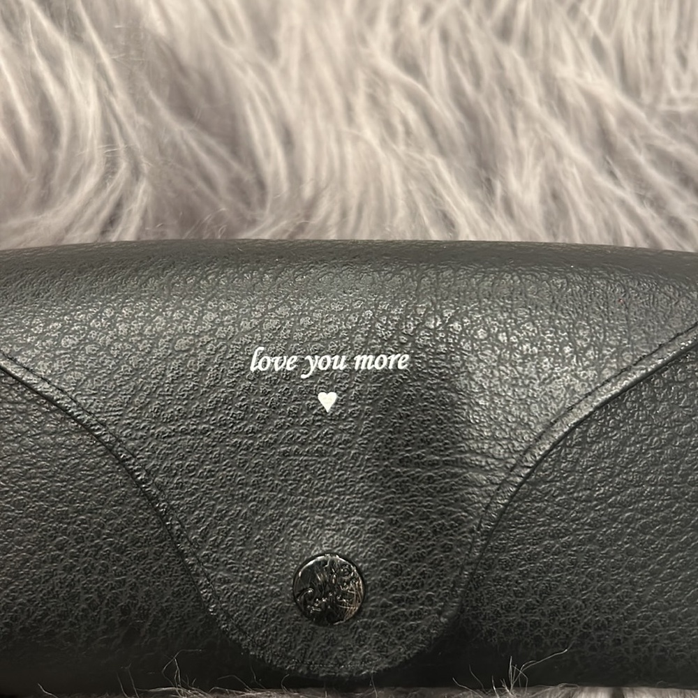 Authentic Ray-Ban Case - Picture 2 of 5